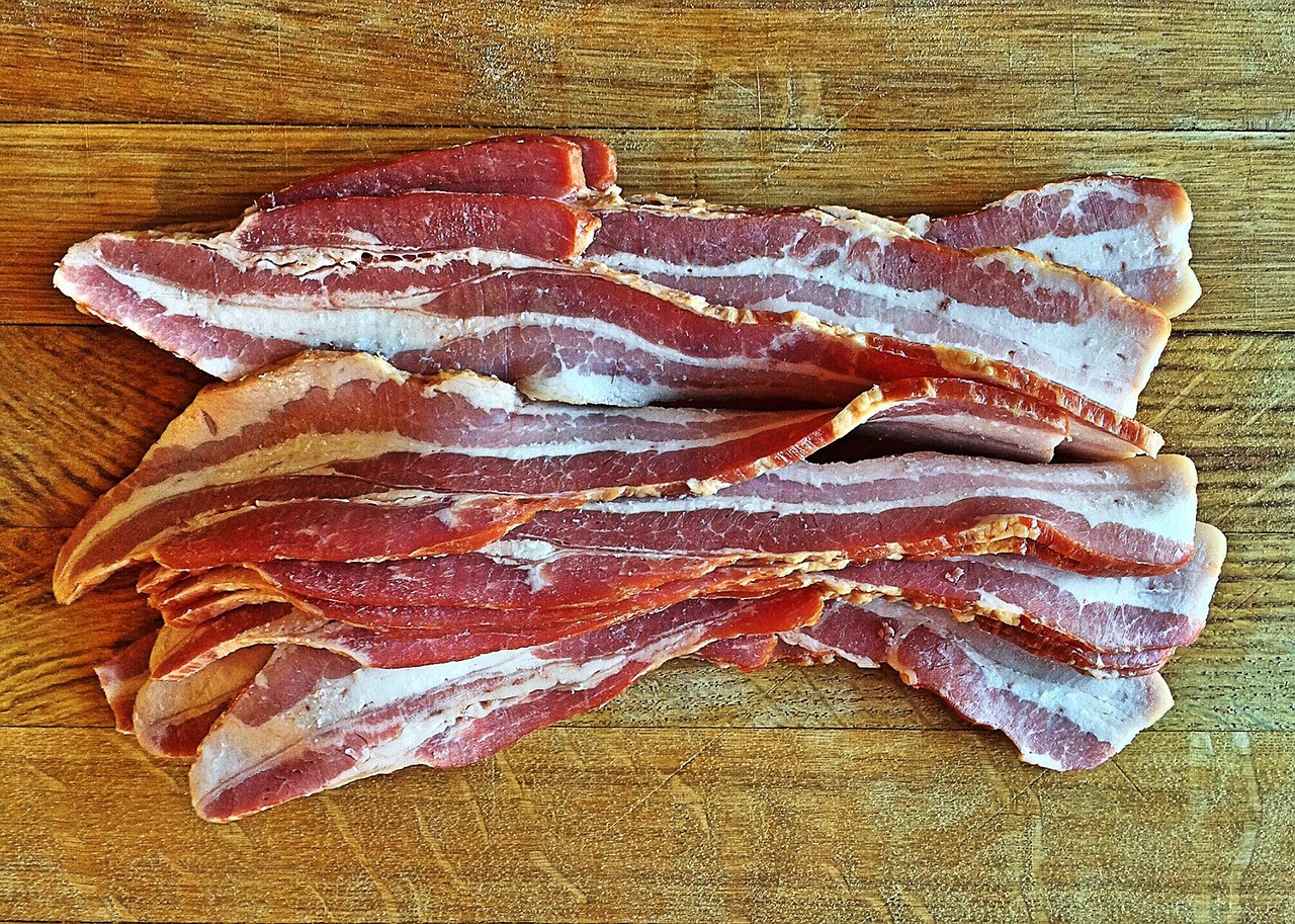 Can You Eat Raw Bacon? Unveiling the Facts